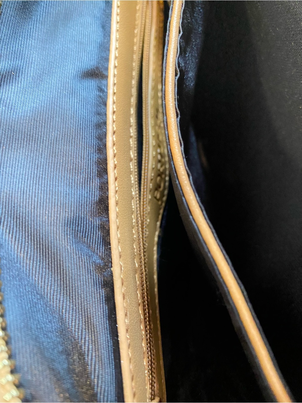 PORTUGAL Natural Cork Bag - Sustainable crossbody bag blue tile pattern - Picture 9 of 13